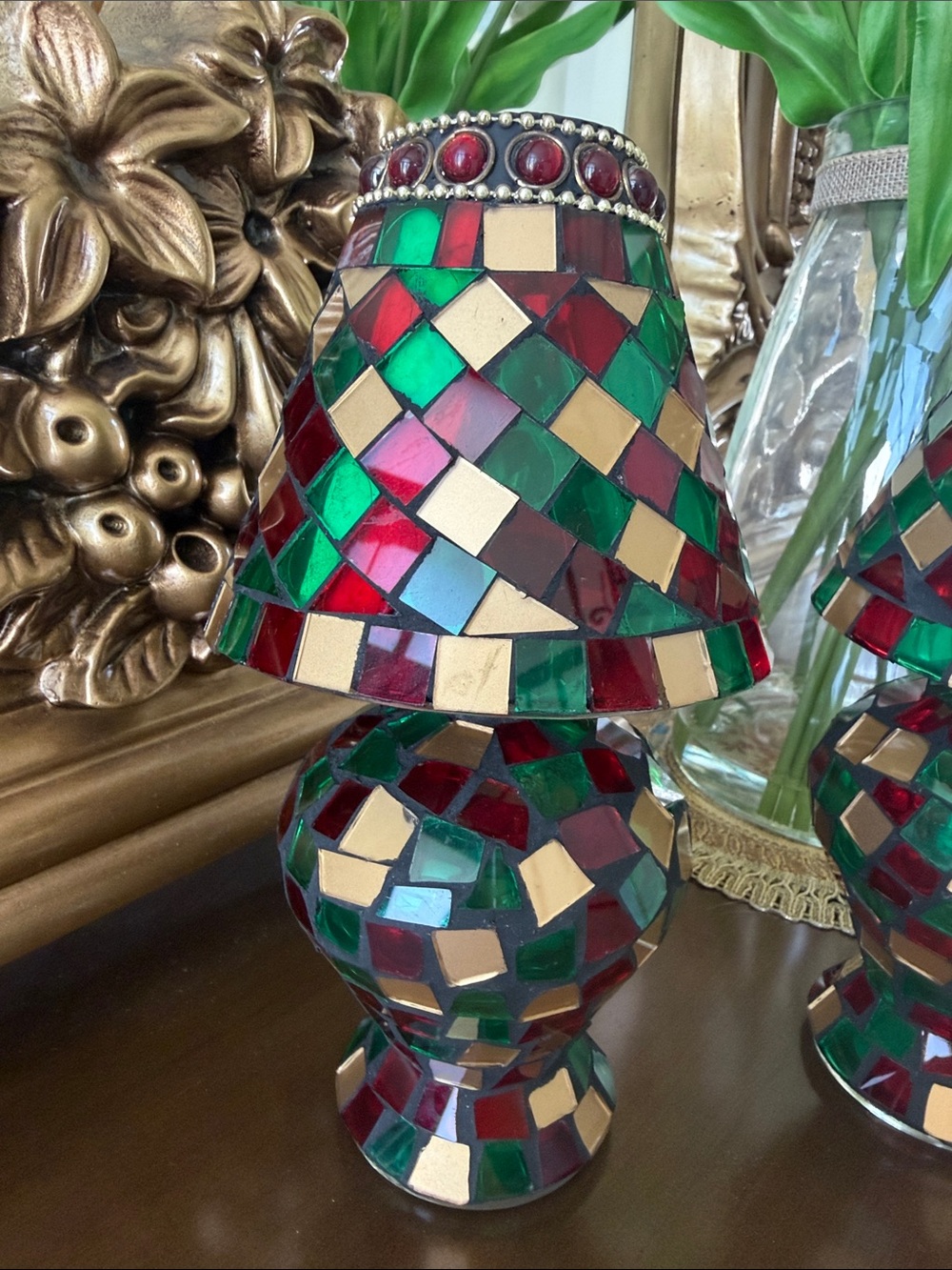 Mosaic Glass Table candle holders - Red & Green - Picture 2 of 6